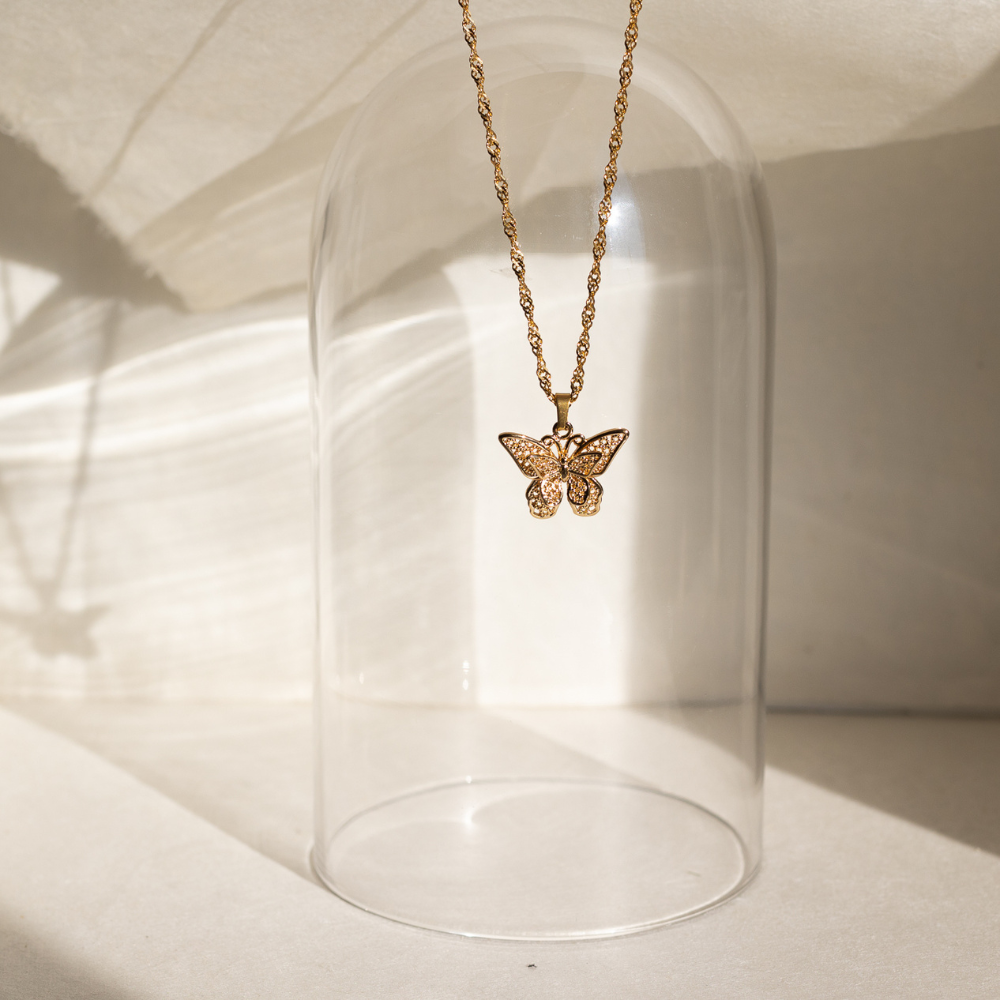 LUCIOLETTE | COLLAR CON COLGANTE DE MARIPOSA LUMINOSA