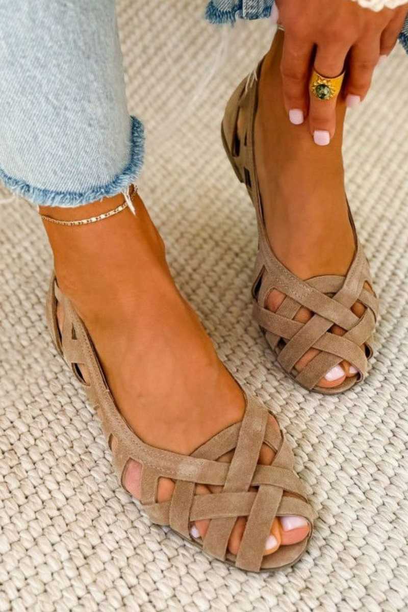Madrid| Sandalias Planas Elegantes con Tiras Entrelazadas