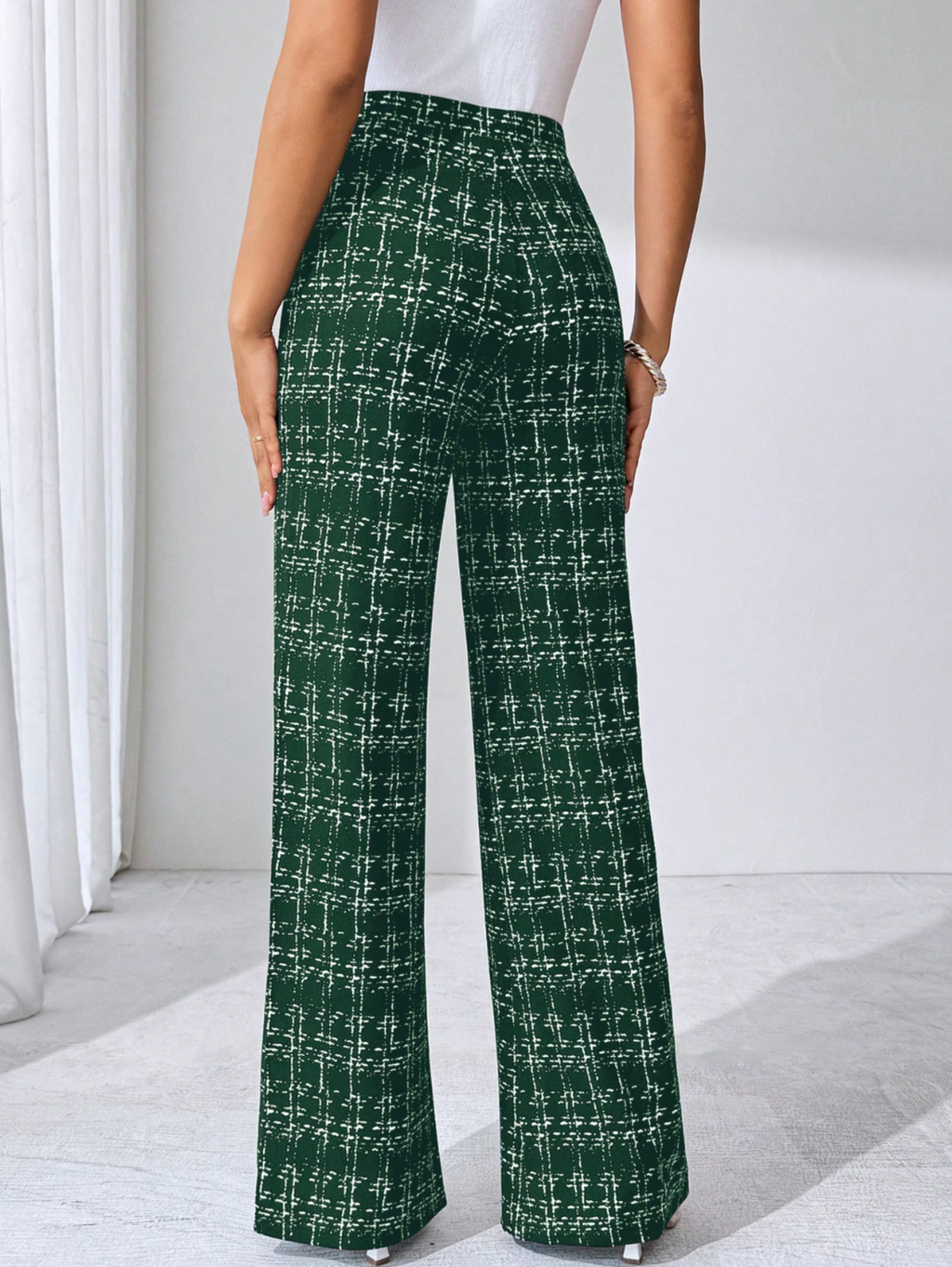 EVASELLE | PANTALON ACAMPANADO DE TWEED A CUADROS
