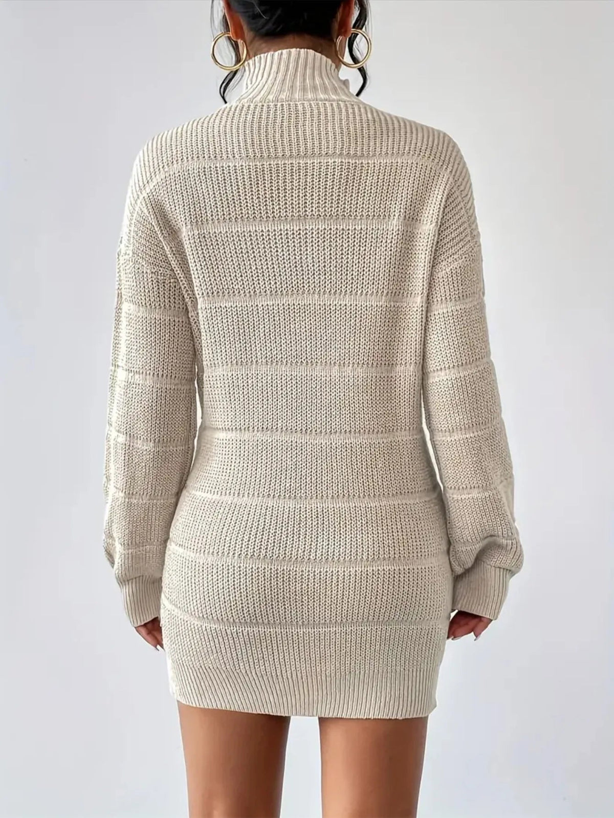 COLLERETTE | VESTIDO MINI DE CUELLO ALTO