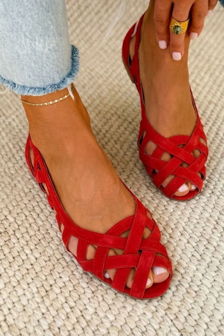 Madrid| Sandalias Planas Elegantes con Tiras Entrelazadas