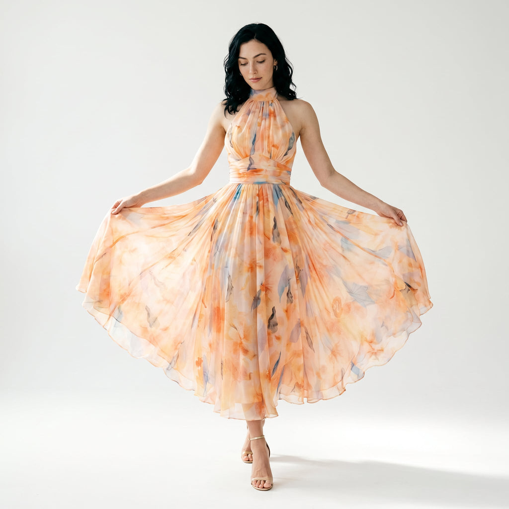Vestido con escote halter y estampado acuarela