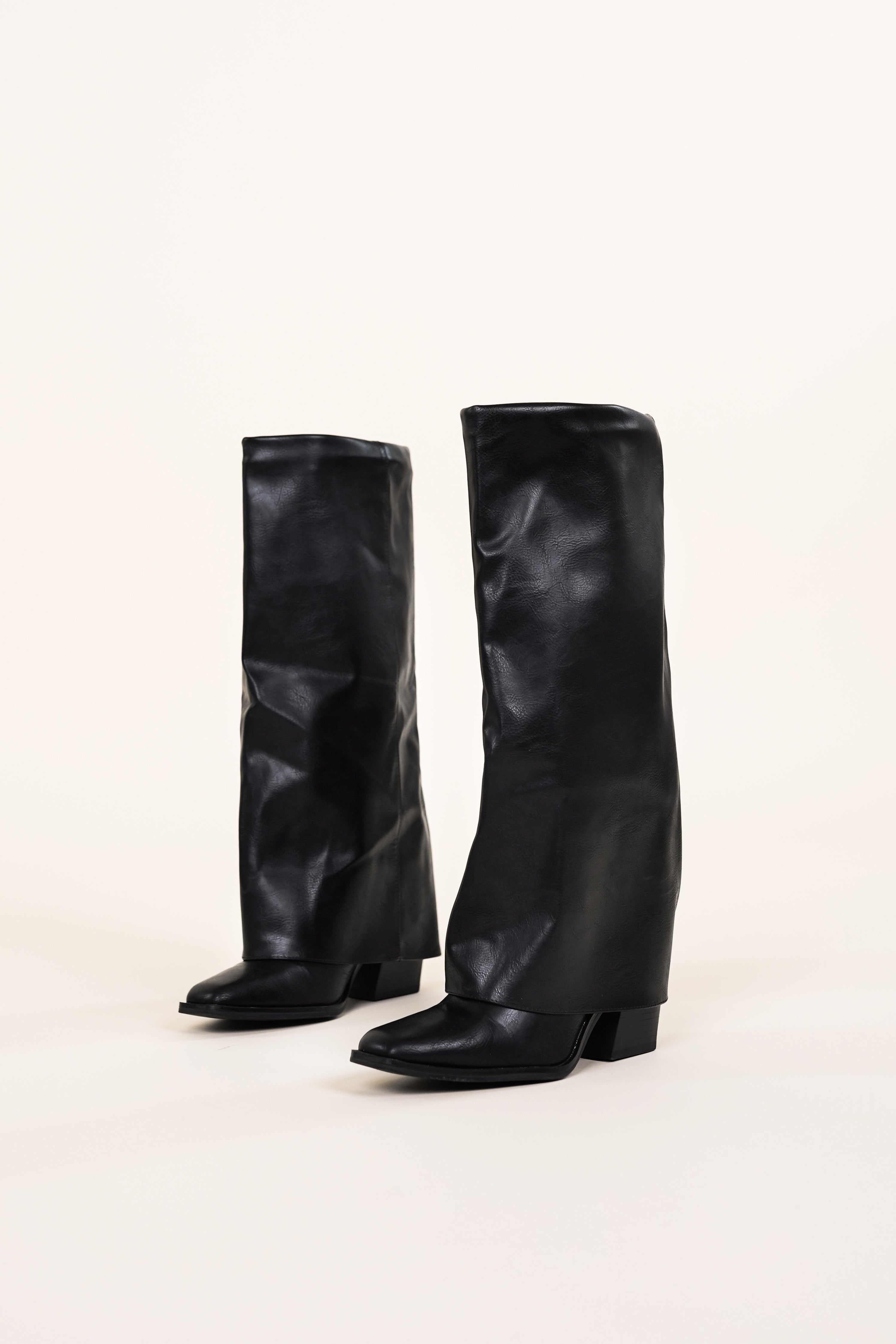Botas elegantes y cómodas