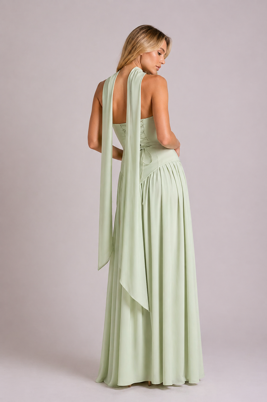 Vestido de noche elegante sin tirantes