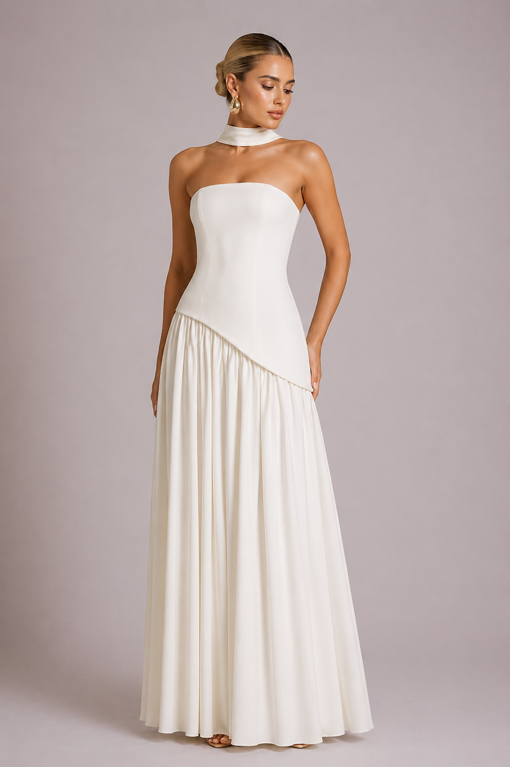 Vestido de noche elegante sin tirantes