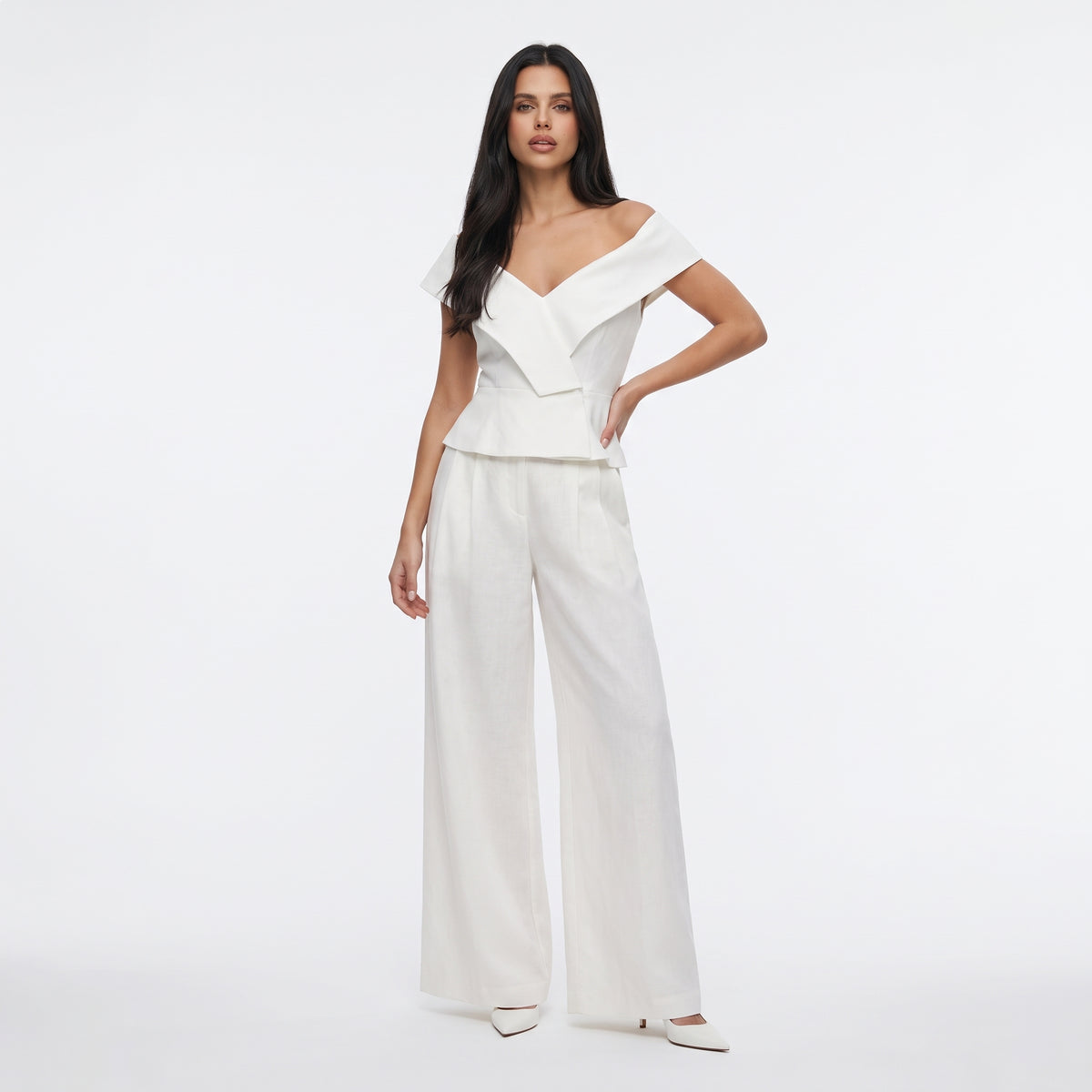 ANAELLE | CONJUNTO TOP ASIMETRICO Y PANTALON PALAZZO