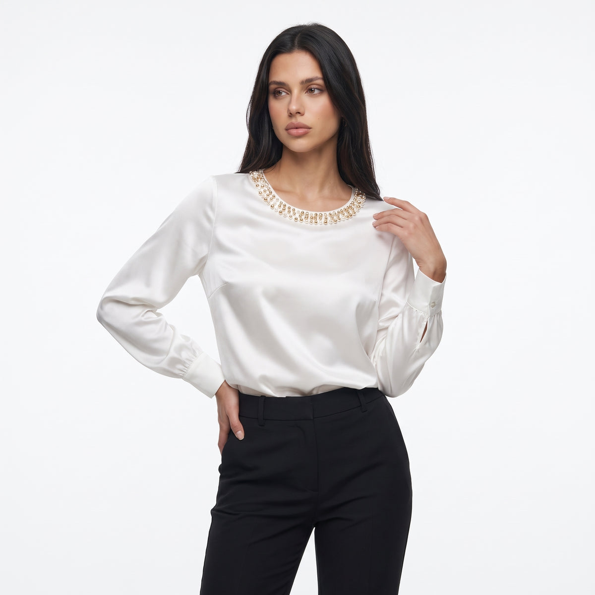 PERLESOIE | BLUSA DE SATEN CON PERLAS