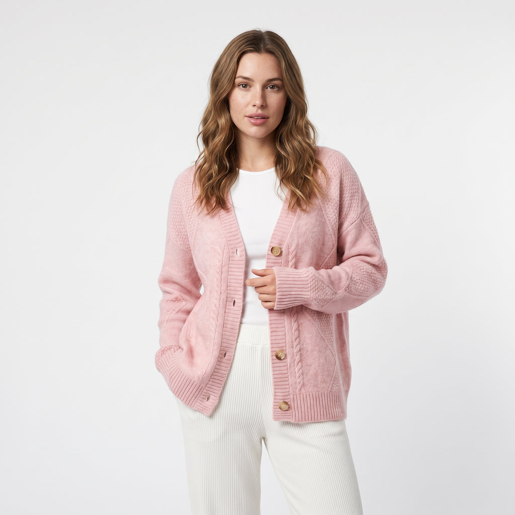 BLONDINE | CARDIGAN CLASICO CON ESCOTE EN V