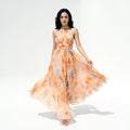 Vestido con escote halter y estampado acuarela