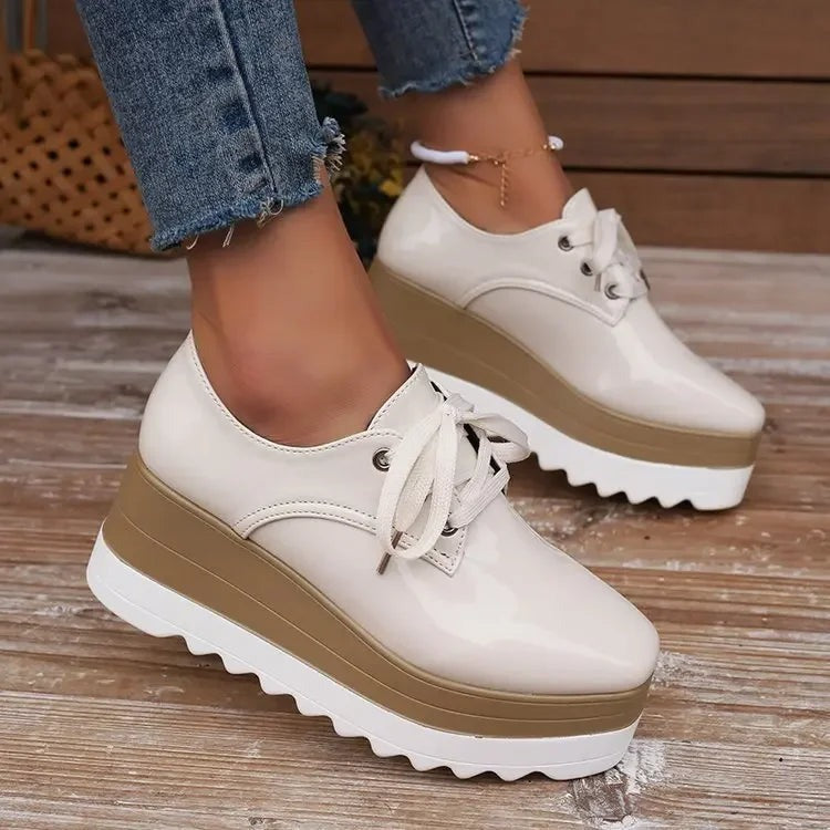 Zapatillas con plataforma acolchadas