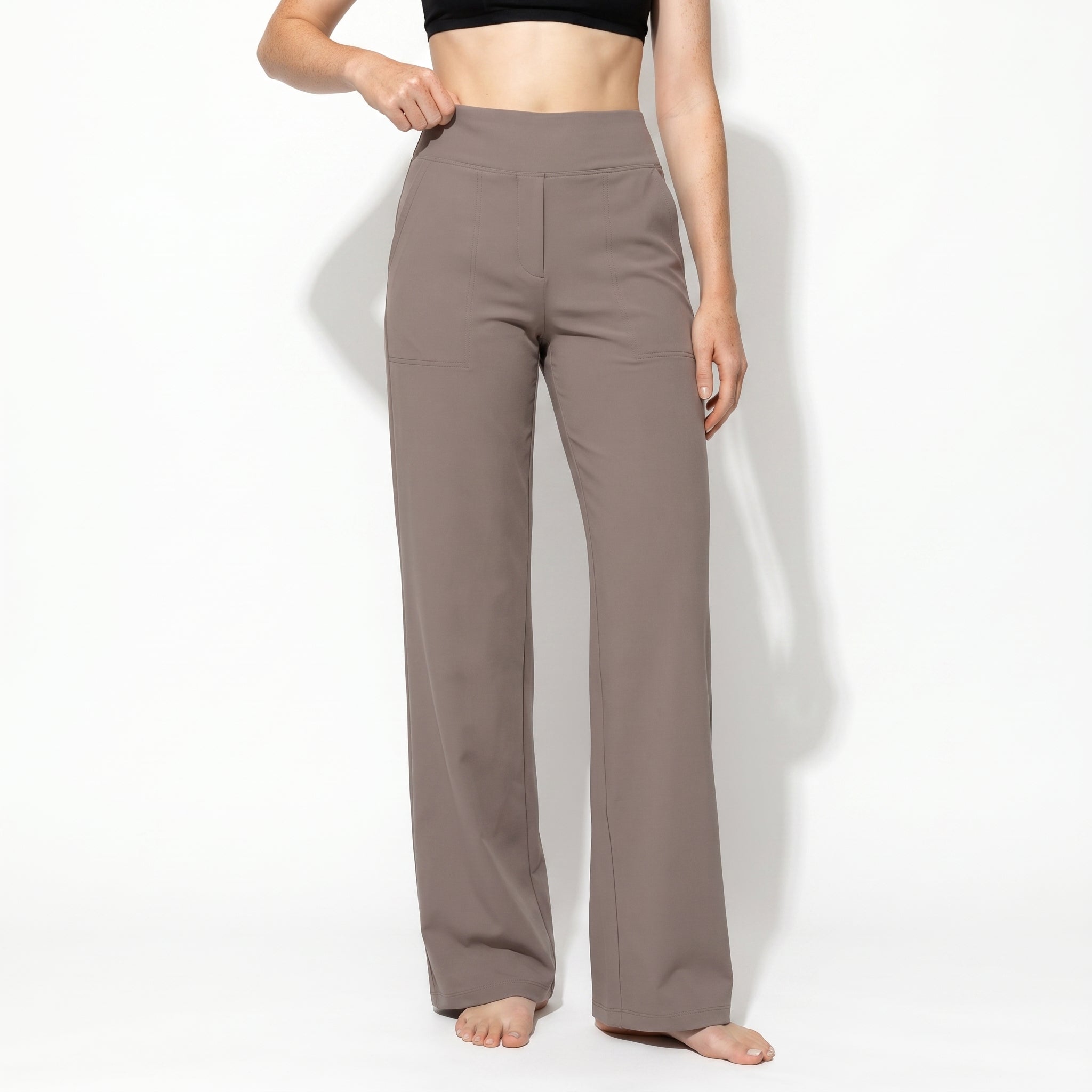 Pantalones informales con estilo