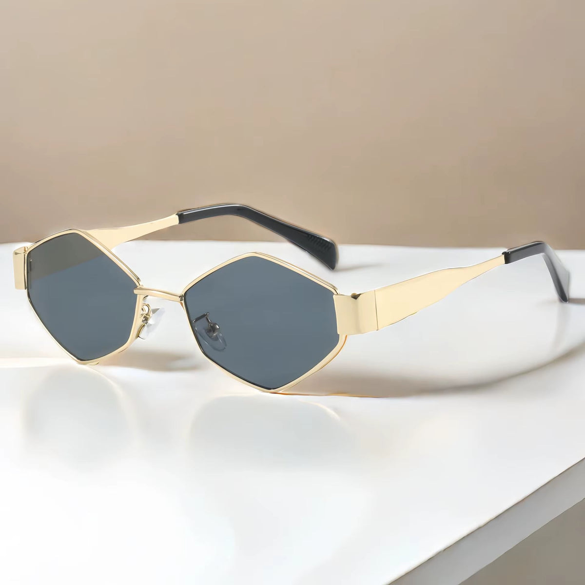 ICONOIR | GAFAS DE SOL HEXAGONALES