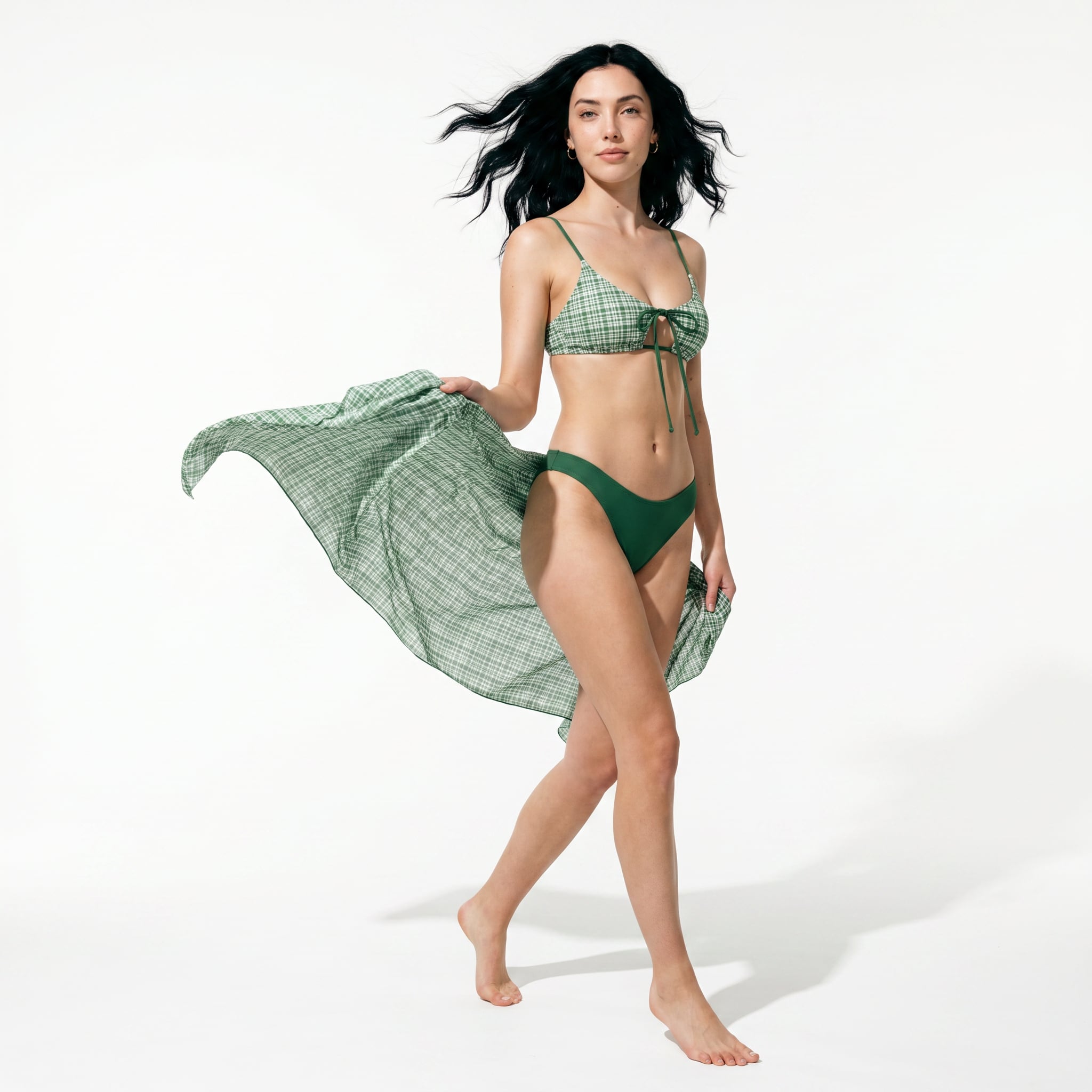 Set Bikini de Tres Piezas a Cuadros Verde con Amarre Frontal