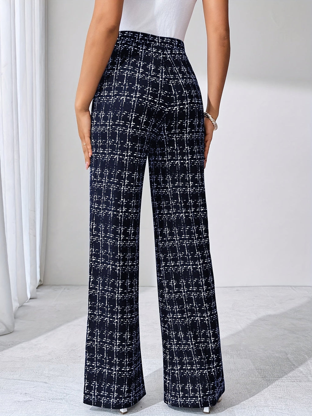 EVASELLE | PANTALON ACAMPANADO DE TWEED A CUADROS