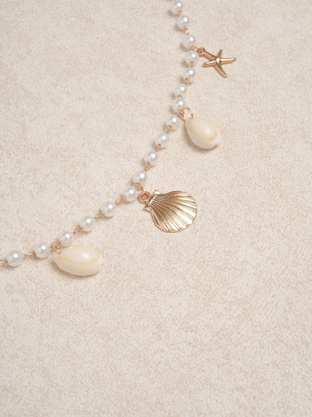 Cadena de Cintura en Aleación Blanca con Conchas, Estrellas de Mar y Perlas